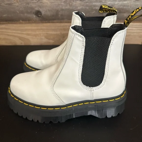 Dr Martens 2976 Quad Smooth Leather White Platform Chelsea Boots W7 hipster M6 - Picture 3 of 15